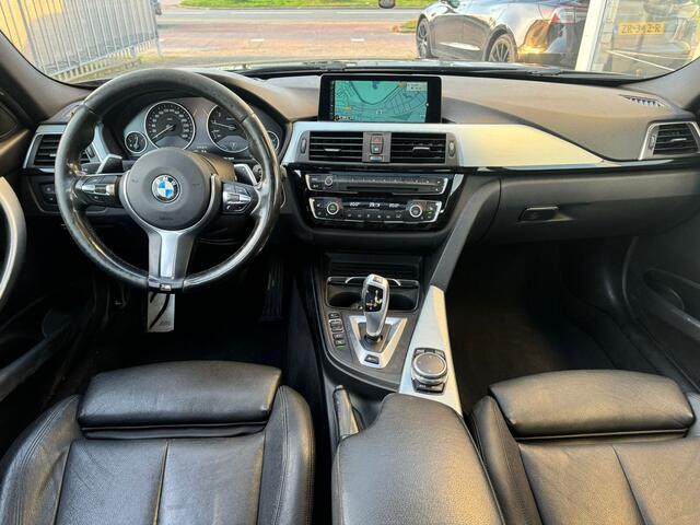 BMW 3-SERIE 330e | 3e eigenaar | Automaat | Panoramadak | Airco | Achteruitrijcamera | Navigatie | Cruise control | APK t/m 21-05-2025 | NAP |