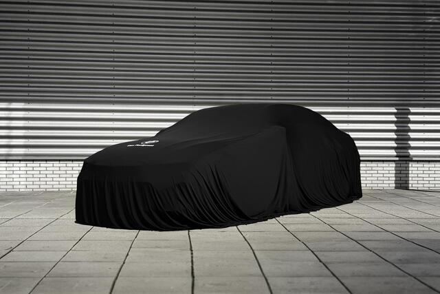 BMW 3-SERIE Touring 320i M Sport / Travel Pack / Panoramadak