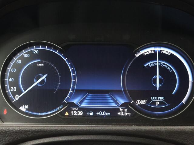 BMW 3-SERIE Touring 318i AUT. LUXURY EDITION + LEDER | STOELVERW. | NAVIGATIE