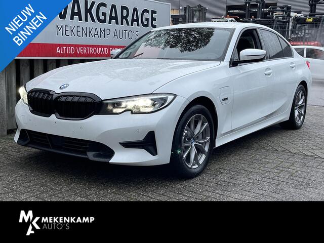 BMW 3-SERIE 330e Sport Line 17"/Adaptieve cruise/Stuur + stoelverwarming/PDC v+a/Sportstoelen + memory + elektrisch/HiFi/Apple Carplay & Android Auto