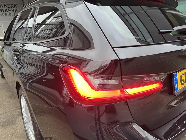 BMW 3-SERIE Touring Hybride 330e | AUTOMAAT | CARPLAY/ANDROID | CAMERA | NAVI | CRUISE CONTROL | CLIMATE CONTROL | PDC V+A | LMV | STOELVERWARMING | ELEKTR. ACHTERKLEP | LICHT+REGEN SENSOR | LED | BLUETOOTH