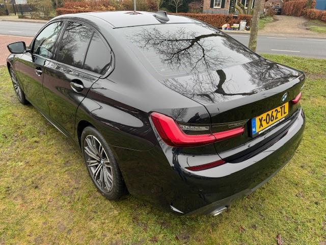 BMW 3-SERIE 330e/M-SPORT/PERFORM/CAM/VIRTDASH/LED/EXTRA WINTERSET M