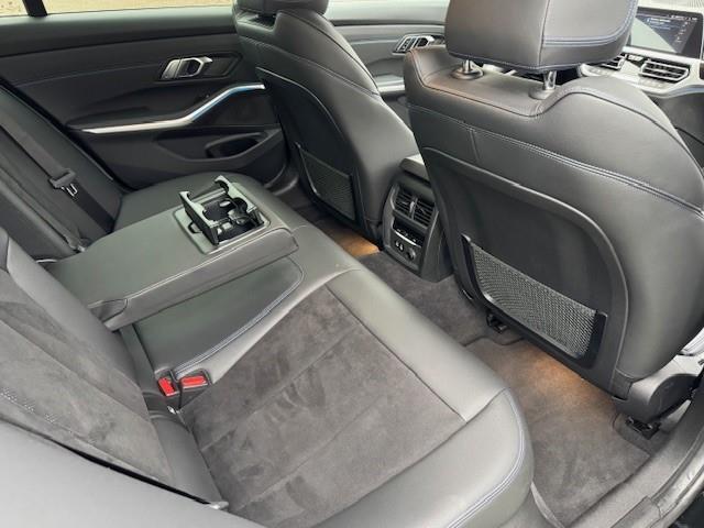 BMW 3-SERIE 330e/M-SPORT/PERFORM/CAM/VIRTDASH/LED/EXTRA WINTERSET M