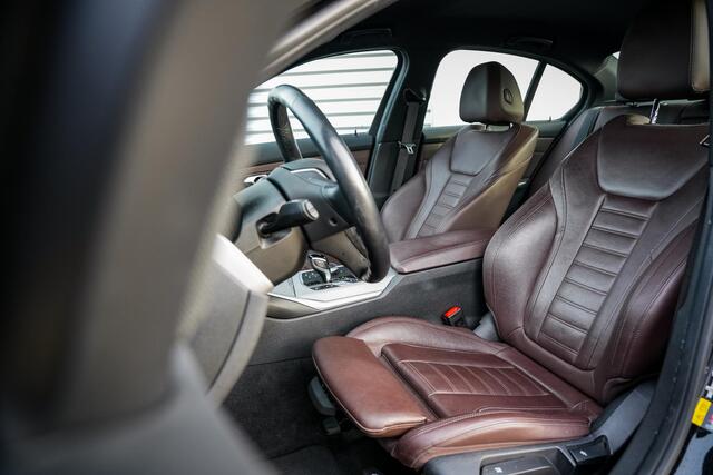 BMW 3-SERIE 320e Business Edition Plus Keyless Leder Stoelverw. DAB+ PDC LED 17"LM