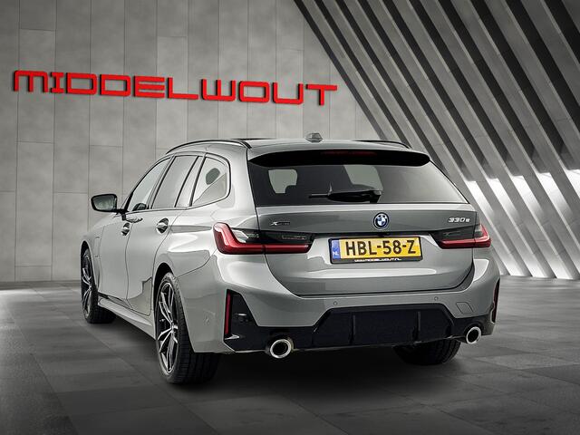BMW 3-SERIE Touring 330e xDrive/M-Pakk/Pan.Dak/Innov.Pakk/El.Stoelen/LED/BTW/Harm.Kardon