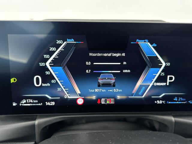 BMW 3-SERIE Touring 330e xDrive/M-Pakk/Pan.Dak/Innov.Pakk/El.Stoelen/LED/BTW/Harm.Kardon