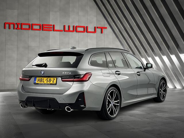 BMW 3-SERIE Touring 330e xDrive/M-Pakk/Pan.Dak/Innov.Pakk/El.Stoelen/LED/BTW/Harm.Kardon