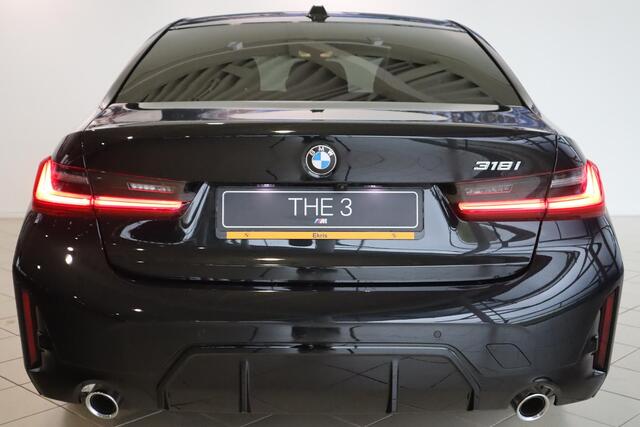 BMW 3-SERIE Sedan 318i M Sportpakket | Comfort Pack