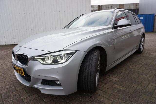 BMW 3-SERIE Touring 318I M Sport Edition Automaat