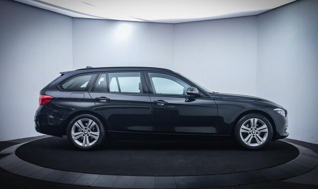 BMW 3-SERIE Touring 320iA SPORT-LINE Executive FULL LED/NAVI/STOELVERW./SPORTSTOELEN/CLIMA/CRUISE/PDC V+A/LMV