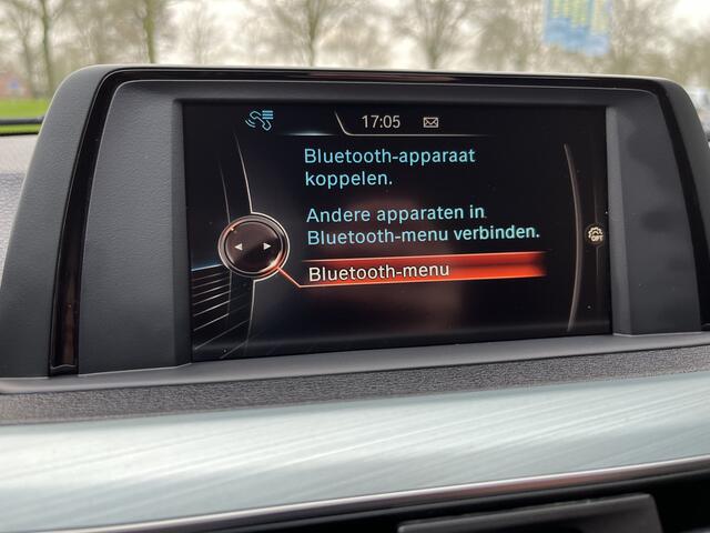 BMW 3-SERIE Touring 318i Centennial High Executive | CRUISE CONTROL | PANODAK | PDC ACHTER | BLUETOOTH | CLIMATE CONTROL