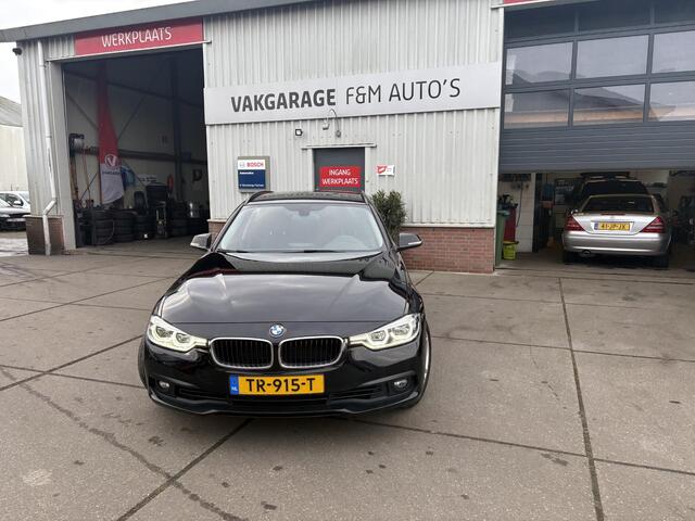 BMW 3-SERIE Touring 318i Executive