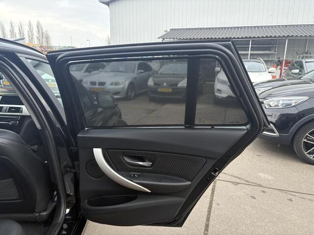 BMW 3-SERIE Touring 318i Executive