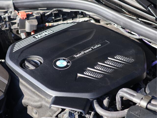 BMW 3-SERIE 320d High Executive *ACC*Carplay*LED*M Sport stuurwiel*