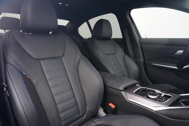 BMW 3-SERIE Sedan 318i M Sport / Panorama Dak / Stoel- en Stuurverwarming