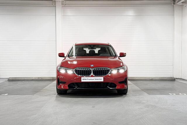 BMW 3-SERIE Touring 330e