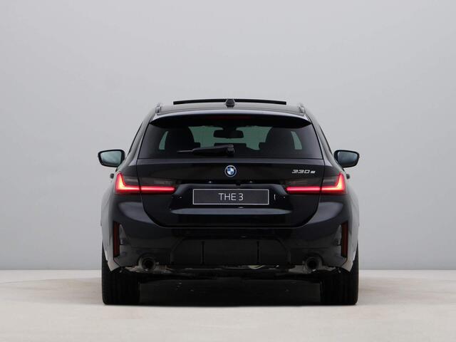 BMW 3-SERIE Touring 330e