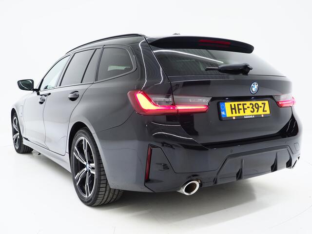 BMW 3-SERIE Touring 330e M-Sport LCI | M-Sportstoelen | Panoramadak | Harman/Kardon | Adaptive Cruise | Keyless