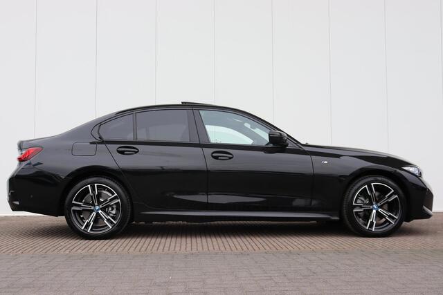 BMW 3-SERIE 320e M Sportpakket/ Elektrische Trekhaak/ schuif-/kanteldak/ Sportstoelen/ Verwarmd Stuurwiel/