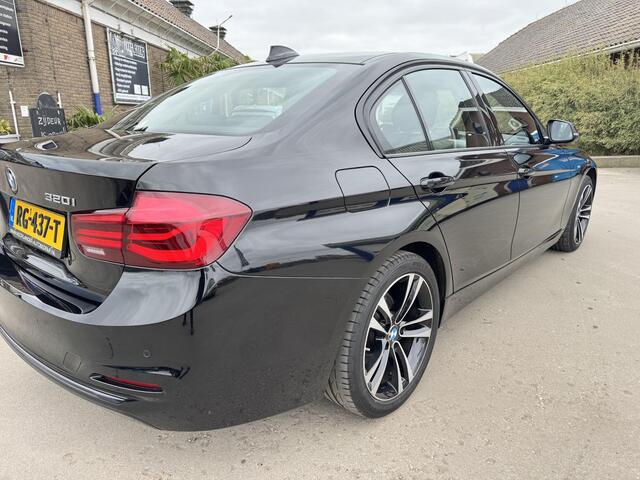 BMW 3-SERIE 320i Corporate Lease Executive
