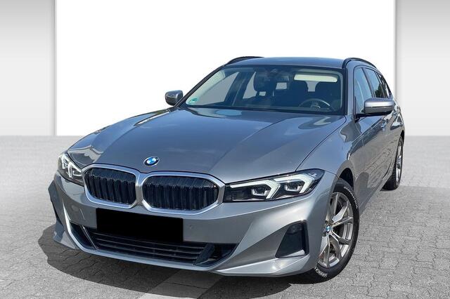 BMW 3-SERIE Touring 320d 190 PK Trekhaak Camera Keyless-Go LED EL. Stoelbediening