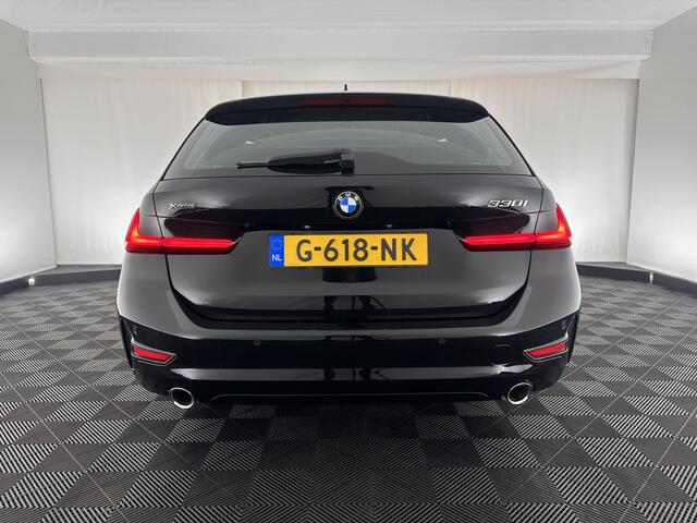 BMW 3-SERIE Touring 330i High Executive Edition Aut. *LEATHER | DIGI-COCKPIT | FULL-LED | SPORT-SEATS | HIFI-SOUND | AMBIENT-LIGHT | HEATED-SEATS | NAVI-FULLMAP | 18ÁLU | ECC | PDC | CRUISE*