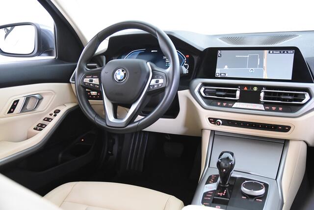 BMW 3-SERIE 330 e *1ste Eigenaar*Leer*360*Navigatie*
