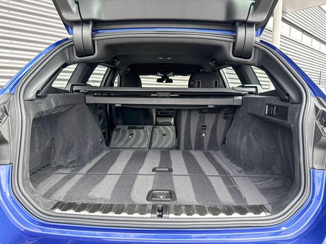 BMW 3-SERIE Touring 330i xDrive