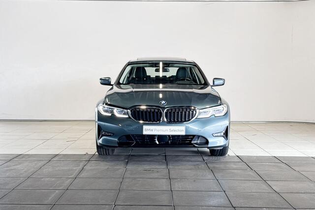 BMW 3-SERIE Sedan 330e Innovatiepakket Model Sport Line Aut.