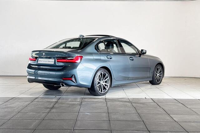 BMW 3-SERIE Sedan 330e Innovatiepakket Model Sport Line Aut.