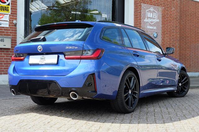 BMW 3-SERIE Touring 330e xDrive / M Sport / Panodak / HuD / Trekhaak