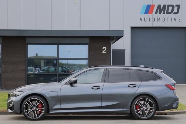 BMW 3-SERIE 320e M Sport Plug-in Hybrid 19 inch Laser 1e eig