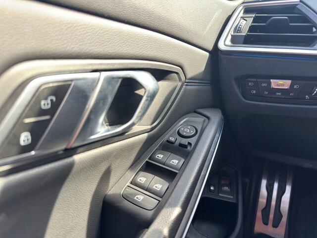 BMW 3-SERIE Touring 320e M-Sport | Head-Up | 19'' | Shadow Line