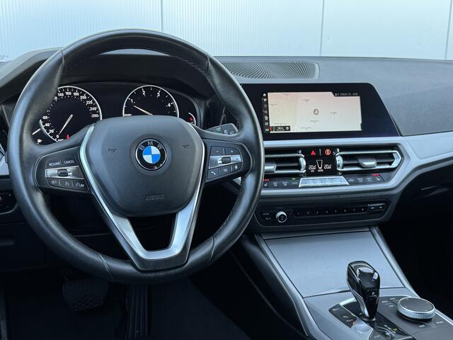 BMW 3-SERIE Touring 318d High Executive Automaat Apple Carplay/Trekhaak.