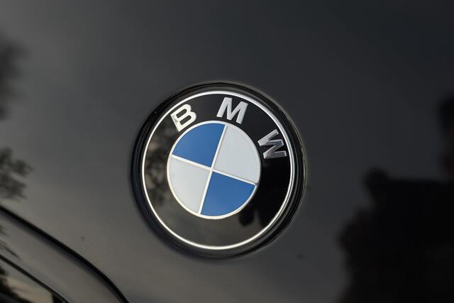 BMW 3-SERIE Touring 318i M Sport | Camera | Head-up | Comfort Acces | Memory | Fabr. Garantie