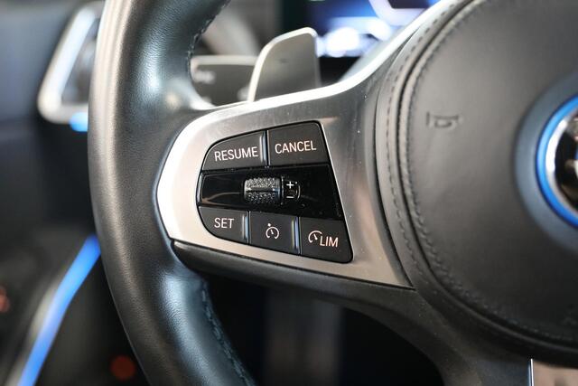 BMW 3-SERIE Touring 320e | M-Sport | Leer | Schuif- kantel dak