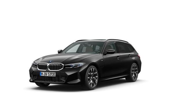BMW 3-SERIE Touring 330e | M-Sportpakket | Innovation Pack | Comfort Pack | Panoramadak | Trekhaak