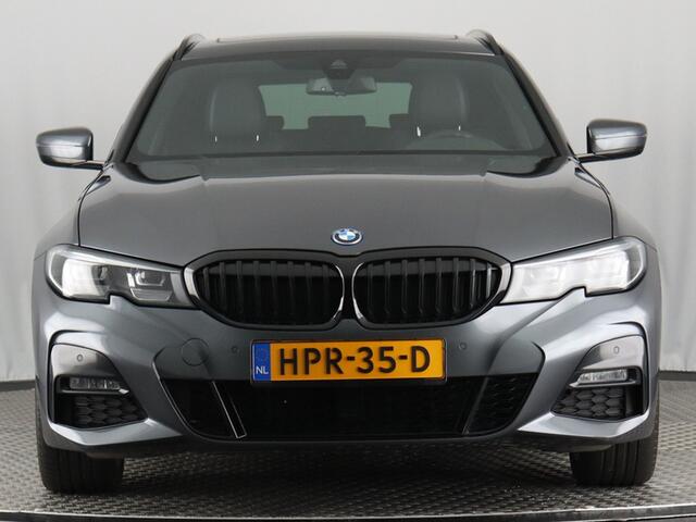 BMW 3-SERIE Touring 330e Business Edition + M Sport (Pano / Navi / Cruise / Camera / Carplay)