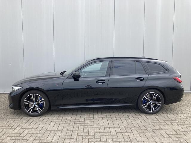 BMW 3-SERIE Touring M-Sport Automaat 330i Wegklapbare trekhaak, Achteruitrijcamera, Lederen bekleding, PDC v+a