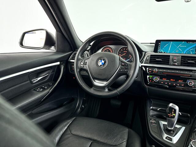 BMW 3-SERIE 330e High Executive | Stoelverwarming