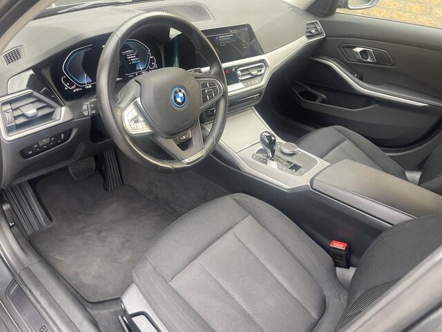 BMW 3-SERIE Touring 320e xDrive | Plug-in Hybrid