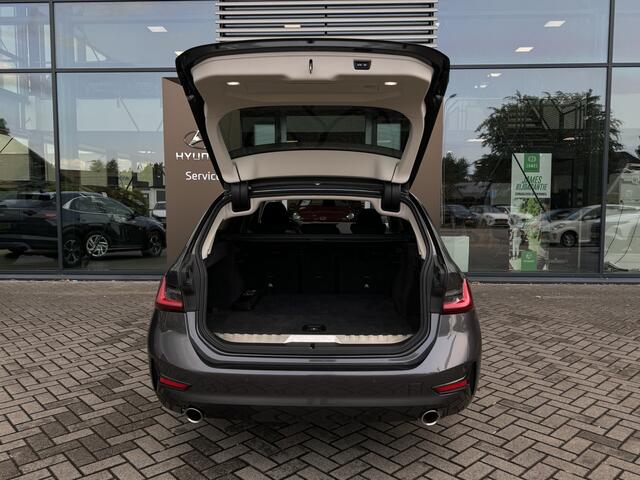 BMW 3-SERIE Touring 320e xDrive | Plug-in Hybrid