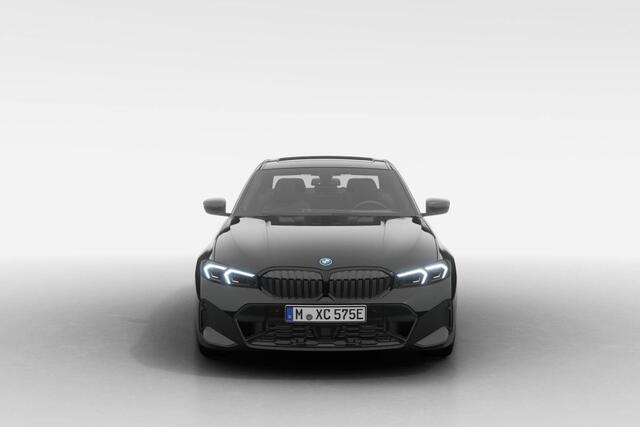 BMW 3-SERIE Sedan 330e | M Sport Pro | Comfort Pack | Active Cruise Control | Elektrisch bediend glazen schuif-/kanteldak