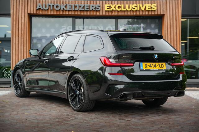 BMW 3-SERIE Touring M340i xDrive Panoramadak Harman/Kardon Dodehoek 360cam Leer DAB+ 19"LM