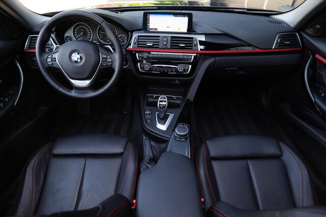 BMW 3-SERIE Touring 320i 184 pk Edition Luxury-Line High Executive / Pano-Dak/ Keyless/ Head-Up/ Harman-Kardon/ Leder/ Sport-Stoelen/ Stoel.Verw/ Led-Koplamp/ 18'' LMV