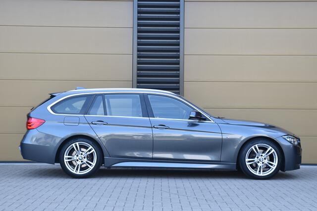 BMW 3-SERIE Touring 320i High Executive * M Sportpakket * Leder * LED * Stoelverwarming * Navigatie Professional *