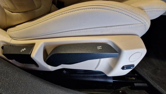 BMW 3-SERIE 320i High Executive Edition | 18 inch | Sportline | Harman Kardon