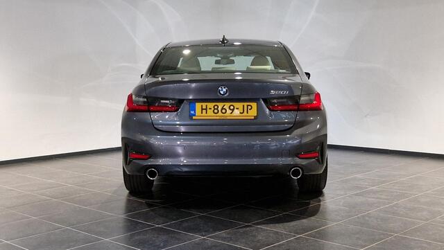 BMW 3-SERIE 320i High Executive Edition | 18 inch | Sportline | Harman Kardon