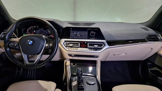 BMW 3-SERIE 320i High Executive Edition | 18 inch | Sportline | Harman Kardon