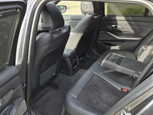 BMW 3-SERIE Touring 330e xDrive M SPORT | PANORAMA | LASER | DRIVING ASS. PROF | HARMAN KARDON |